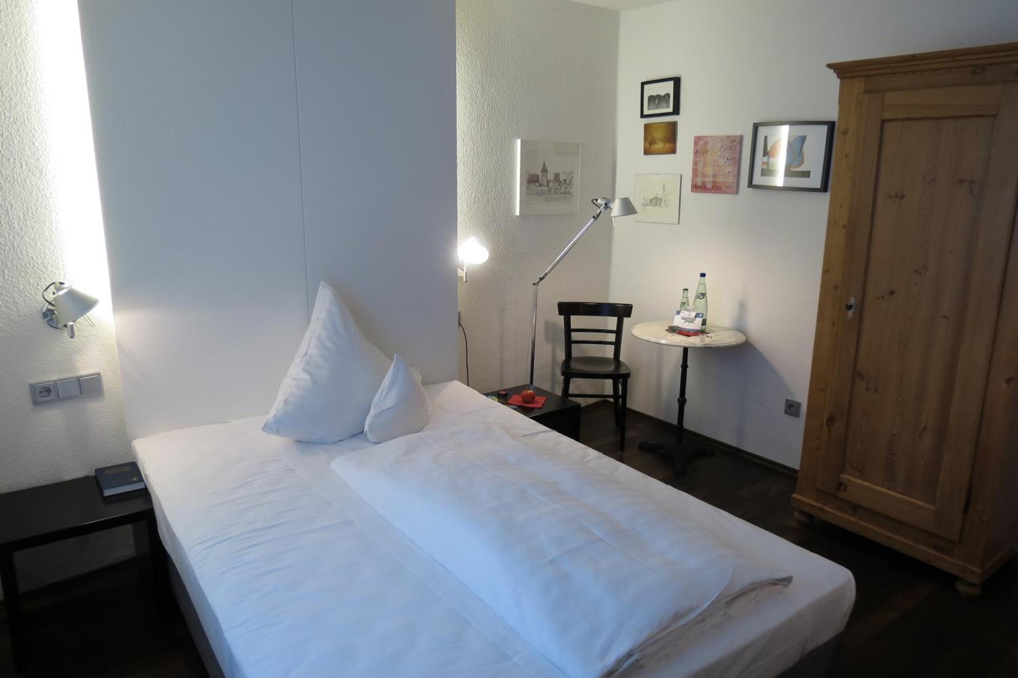 Hotel Am Main Veitshöchheim Szoba fotó